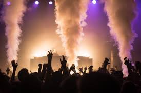Discover the nightlife of Barcelona with only one ticket. Get unlimited access to 24 nightclubs and visit the greatest parties at Les Enfants in Barcelona. Nachtclub Les Enfants