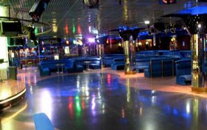 Discover the nightlife of Barcelona with only one ticket. Get unlimited access to 24 nightclubs and visit the greatest parties at Arena Sala VIP Barcelona.
